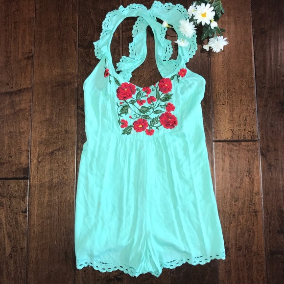 Bali LAKRA Embroidered Roses Crochet Lace Ruffle Playsuit Romper Jumper - Picture 6 of 10